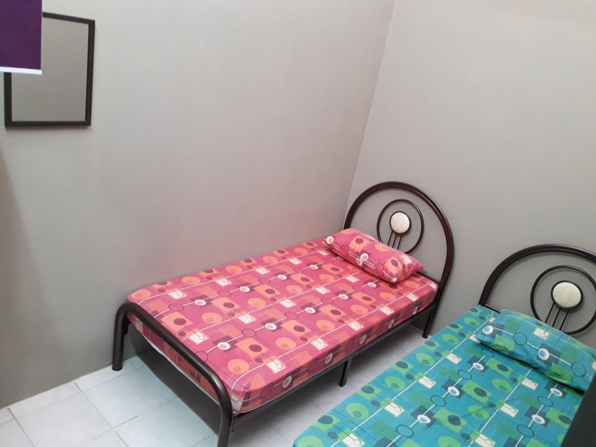 Homestay Bahau Jempol Экстерьер фото